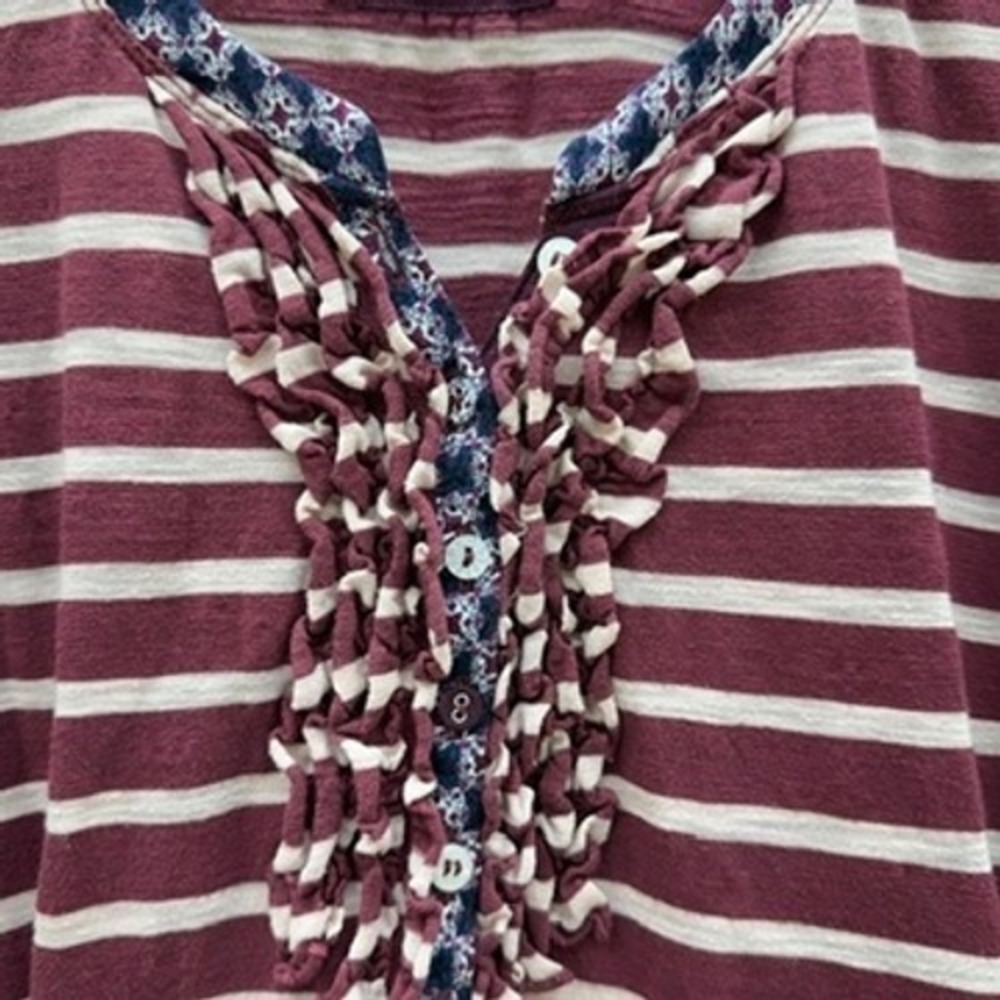 Anthropologie Mavis & Co Striped Ruffle Henley Top Sm Burgundy Shirt Cute Casual - Picture 3 of 13